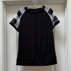 Raglan sleeve top